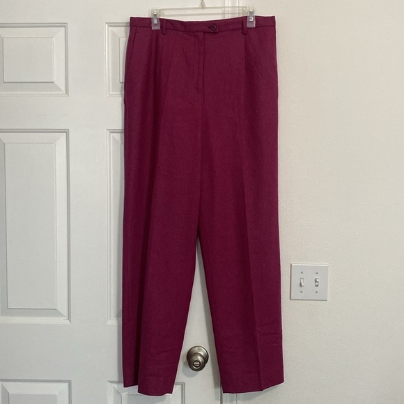 Pendleton wool trousers in a magenta purple. - Picture 1 of 10